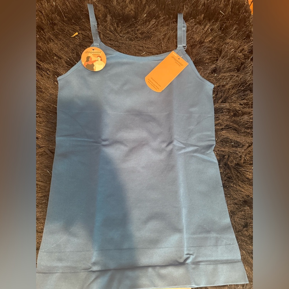 Shapermint scoop neck cami. Size XL. Blue. New with tags.